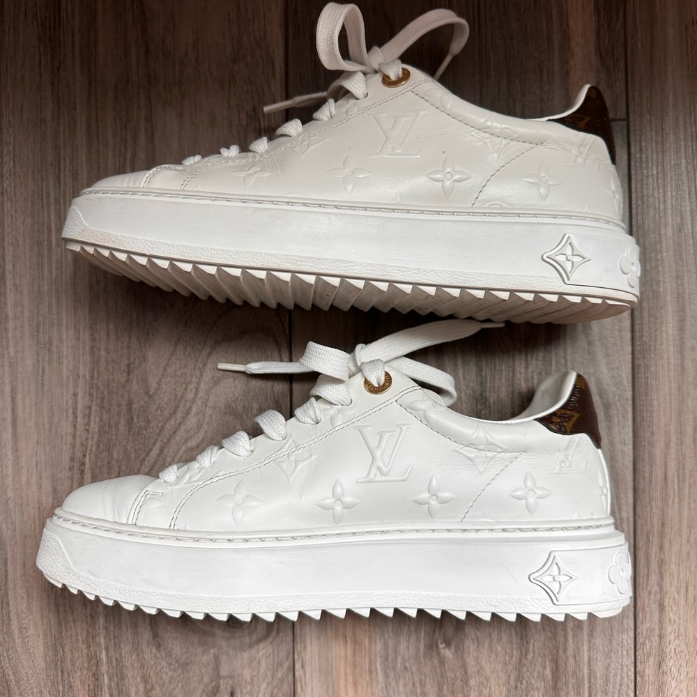 Louis Vuitton Time Out Sneaker - Picture 4 of 10